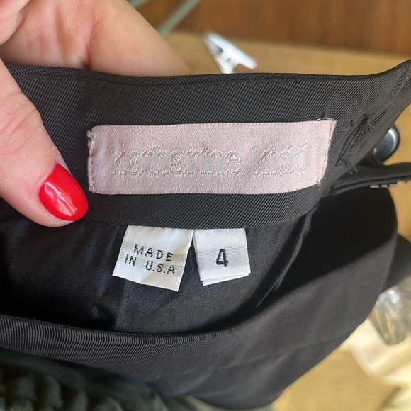 Black Taffeta Skirt - Picture 3 of 3